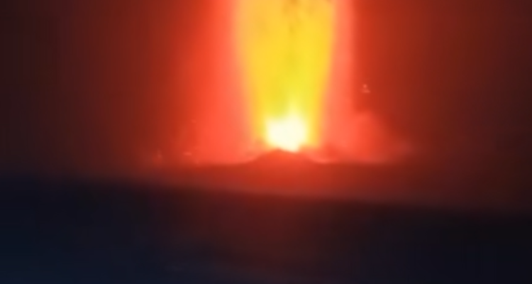 ANAK KRAKATAU